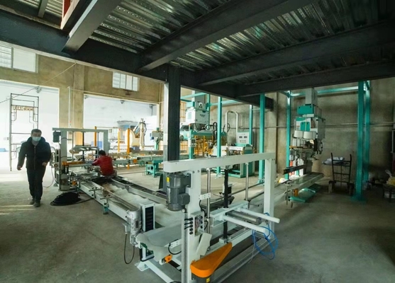 Macchina imballatrice di riempimento e di sigillatura CCPIT 9KW 0.7MPa della farina completamente automatica