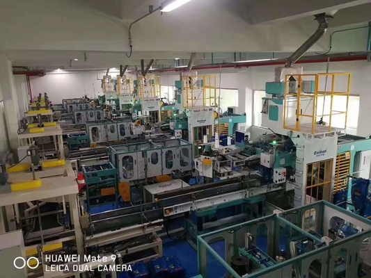 Sacchetto completamente automatico della macchina imballatrice QESM pp della farina 12KW che riempie e che sigilla